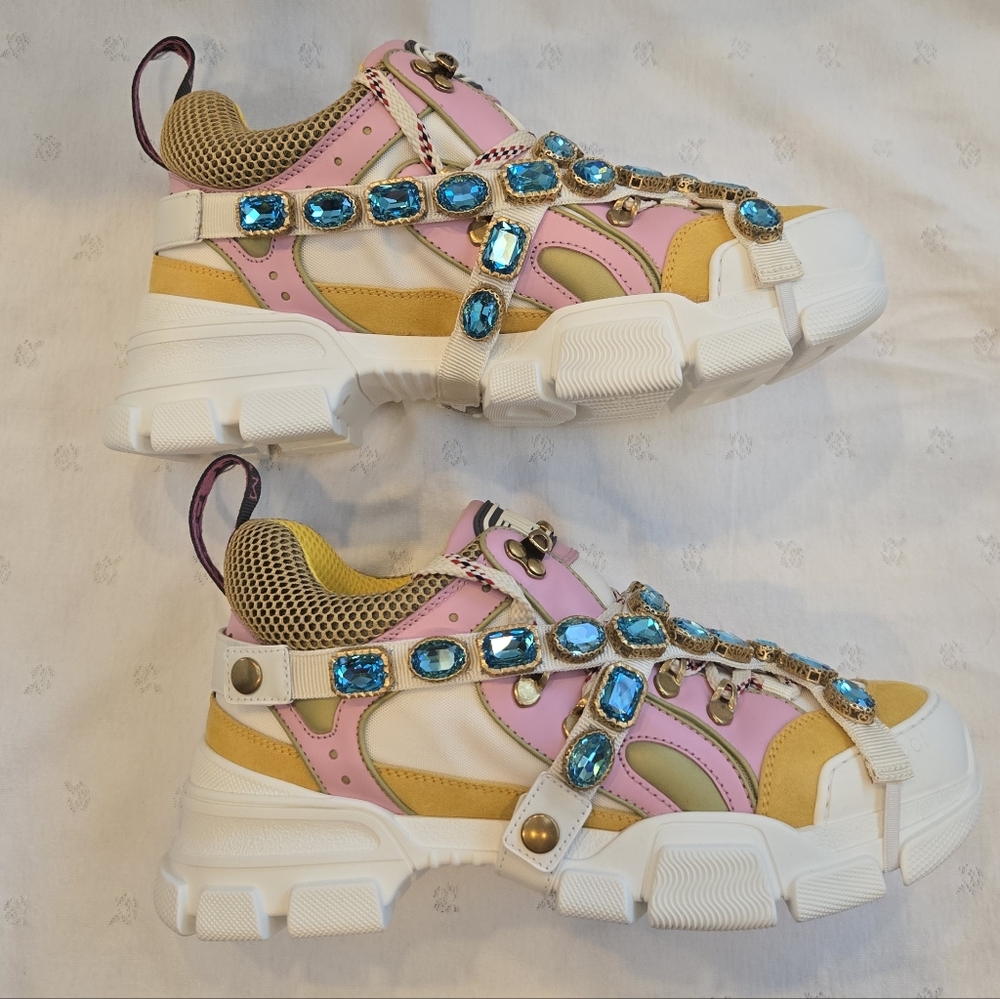 NIB Gucci Flashtrek Sneakers- Pink and Gold w/ Blue Jewels Size 40 - Picture 4 of 9